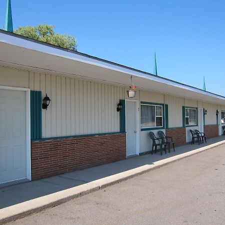 Fundy Spray Motel Middleton Exterior photo