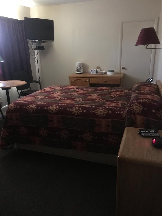 Fundy Spray Motel Middleton Exterior photo