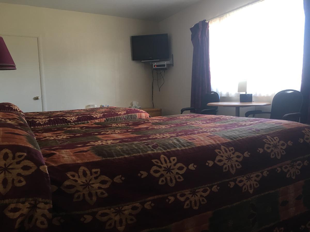 Fundy Spray Motel Middleton Exterior photo